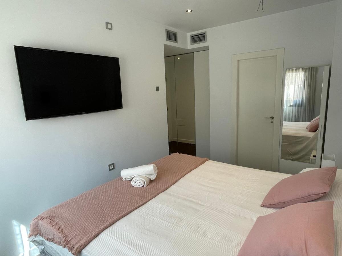 Moderno Apartamento Con Plaza De Garaje En Pleno Centro De 알메리아 외부 사진